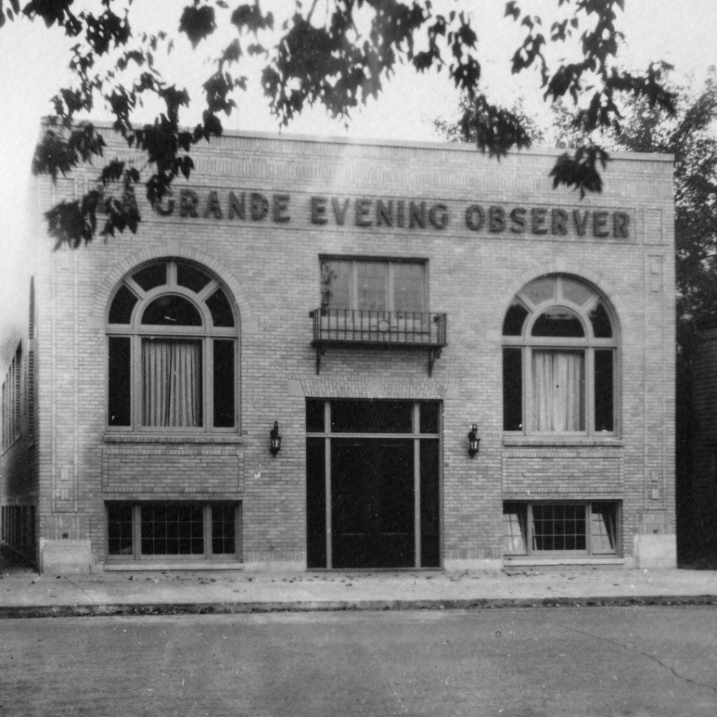 View the new La Grande Observer digital archive.