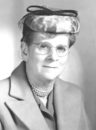 Mae Stearns, ca. 1945