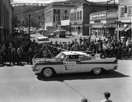 Parade car, 1956